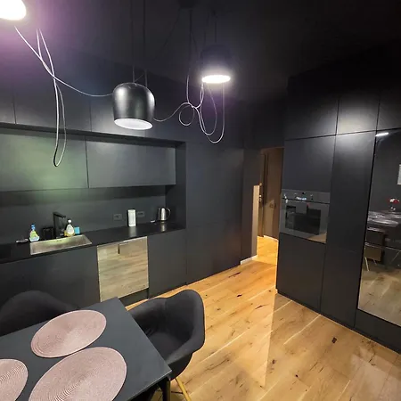 Elegant Oasis Center,ndk,vitosha Blvd Апартаменты София